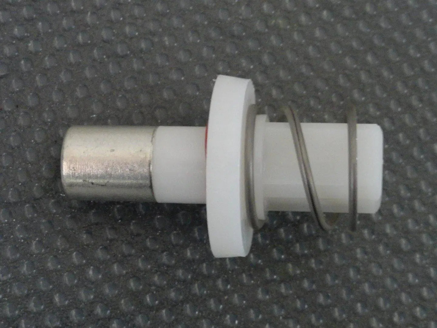 Perno di traino con molla per Artus Reber REBER