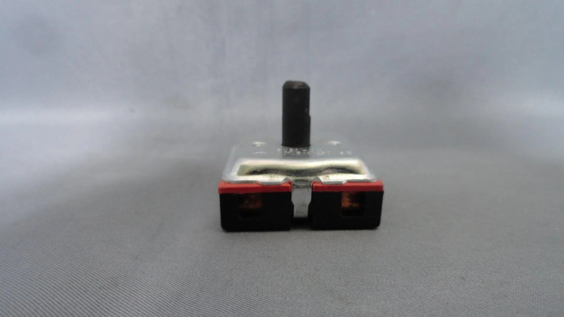 selettore 4 pos.250v-10a forno 930 ariete ARIETE