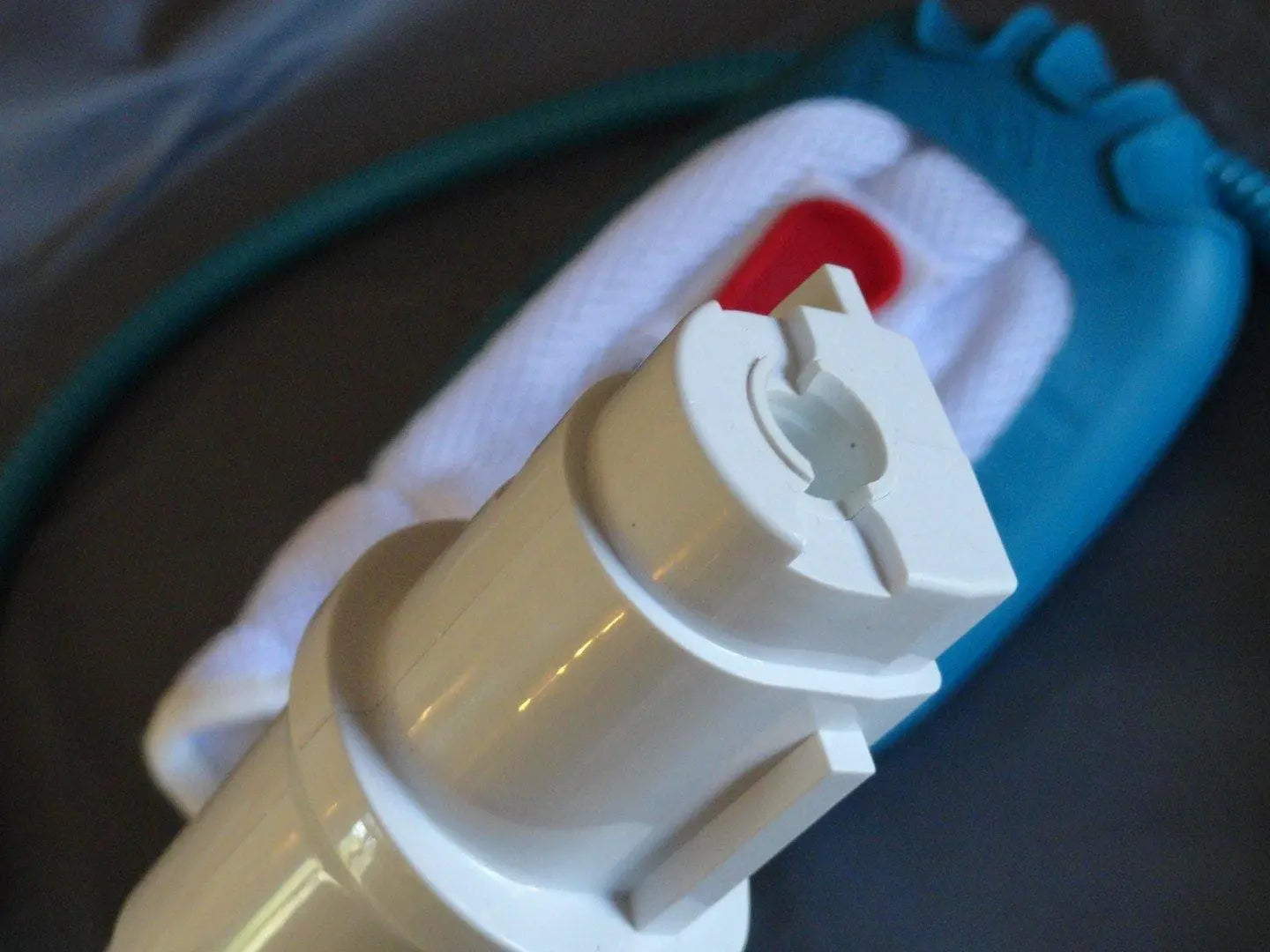 Guanto Steamitt con attacco fresato scopa a vapore Black+Decker BLACK+DECKER