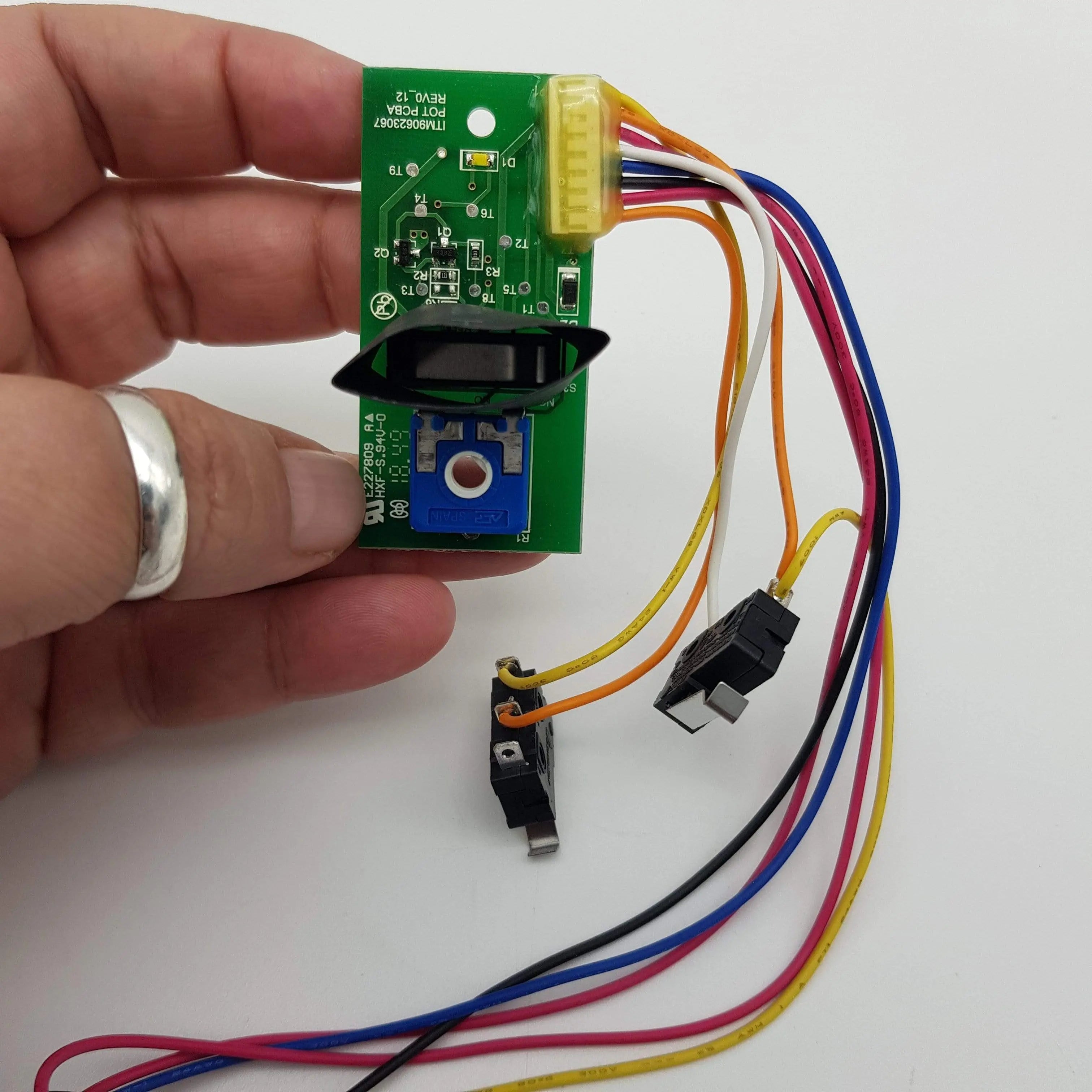 Scheda modulo elettronico per scopa a vapore Black+Decker FSMH1300FX BLACK+DECKER